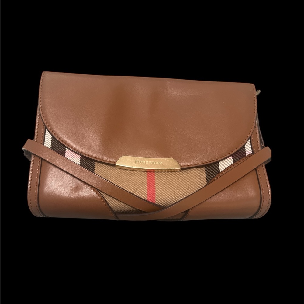 Burberry Brown and tan bag with adjustable strap - Picture 4 of 7